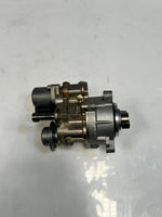Bild in die Galerieansicht laden, BMW N54 N55 E90 E92 E60 E71 Z4 X3 X5 X6 135i High Pressure Fuel Pump 7613933 OEM