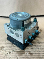 Load image into Gallery viewer, 2014 BMW 3 Series F20 F30 F31 328i ABS Pump Module 6858953 OEM