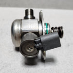 Bild in die Galerieansicht laden, 2012-2016 Mercedes-Benz C300 High Pressure Fuel Pump A2760700601 C E S Class