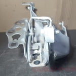 Load image into Gallery viewer, 2015-2020 MERCEDES-BENZ C-CLASS W205 DRIVER/PASSENGER LEFT/RIGHT HOOD HINGE BRACKET WHITE SET