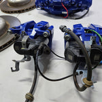 Bild in die Galerieansicht laden, BMW ALPINA D3S G20 LCI Brake Set Front Rear Discs 395mm + Calipers OEM 6887397 7915314