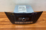 Bild in die Galerieansicht laden, Mercedes-Benz Head Unit CD Player A2049005908 C-Class W204 OEM Radio Audio