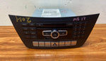 Bild in die Galerieansicht laden, Mercedes-Benz Head Unit CD Player A2049005908 C-Class W204 OEM Radio Audio