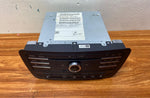 Bild in die Galerieansicht laden, Mercedes-Benz Head Unit CD Player A2469005817 A-Class W246 B-Class OEM Radio Audio