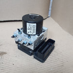 Bild in die Galerieansicht laden, 2012-16 BMW 328i F30 F32 F33 Abs Anti-Lock Brake Pump Control Module 6862247 OEM