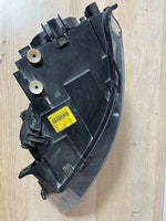 قم بتحميل الصورة إلى عارض الصور، 2005-2007 BMW 630i 650i E63 E64 Bi-Xenon Headlights RH LH Pair 7165801 7165796 OEM