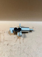 Load image into Gallery viewer, 2012 BMW 5 Series GT F07 Brake Master Cylinder Used Genuine OEM
