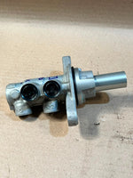 Load image into Gallery viewer, 2017 BMW X1 F48 Brake Master Cylinder Used Genuine OEM