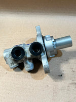 Load image into Gallery viewer, 2014 BMW X3 F25 Brake Master Cylinder Used Genuine OEM