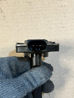 Load image into Gallery viewer, BMW E38 E39 E46 E53 E60 E61 E81 E82 E87 Oil Level Sensor 7508003 OEM