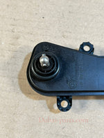 Load image into Gallery viewer, BMW 550i 650i 750i 750Li X5 N62 Intake Manifold Actuator 7537998 OEM