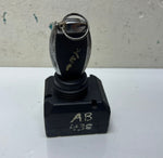 Bild in die Galerieansicht laden, 2009-2012 Mercedes-Benz ML350 Ignition Starter Switch & Key A1649051600 W164 ML GL450 OEM