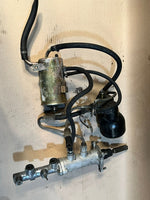 Bild in die Galerieansicht laden, BMW 5 Series E34 530i 540i Brake Master Cylinder Used Genuine OEM