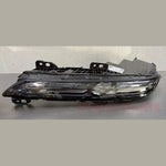 Load image into Gallery viewer, 9879935 9879936 new BMW 7 Series I7 G70 2023 TO 2025 Left & Right Upper crystal Genuine Headlights