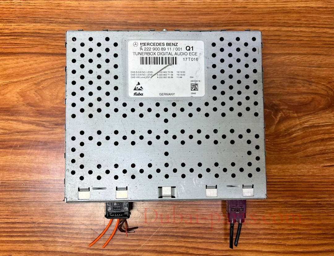 Mercedes-Benz GLC Digital Audio Tuner Box A2229008911 W253 X253 C253 OEM