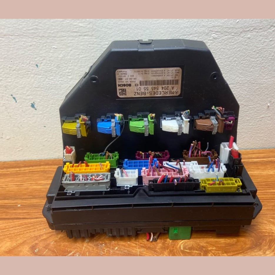 2008-2010 Mercedes-Benz W204 C-Class C250 Front SAM Fuse Box A204 5455501 OEM