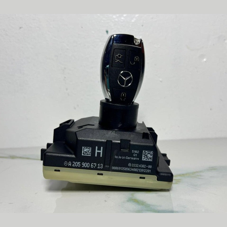 14-18 Mercedes W205 C-Class Ignition Switch Module Unit W/key A205 9006713 OEM