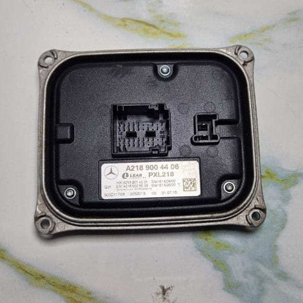 15-20 Mercedes W218 CLS W205 Headlight Ballast Control Module A218 9004406 OEM