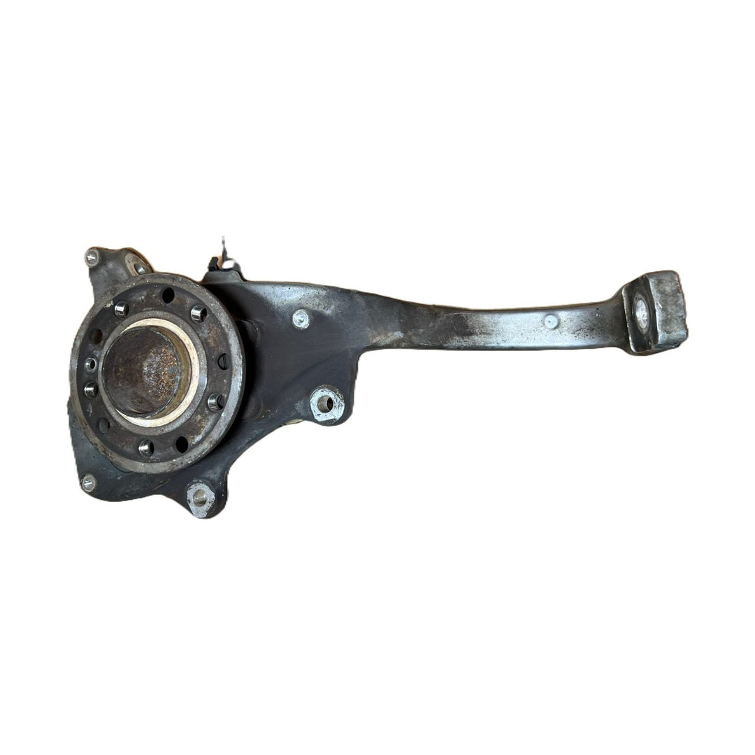 Mercedes-Benz W205 C-Class C300 C250 Front Left 2014-18 Knuckle Spindle Hub Carrier OEM