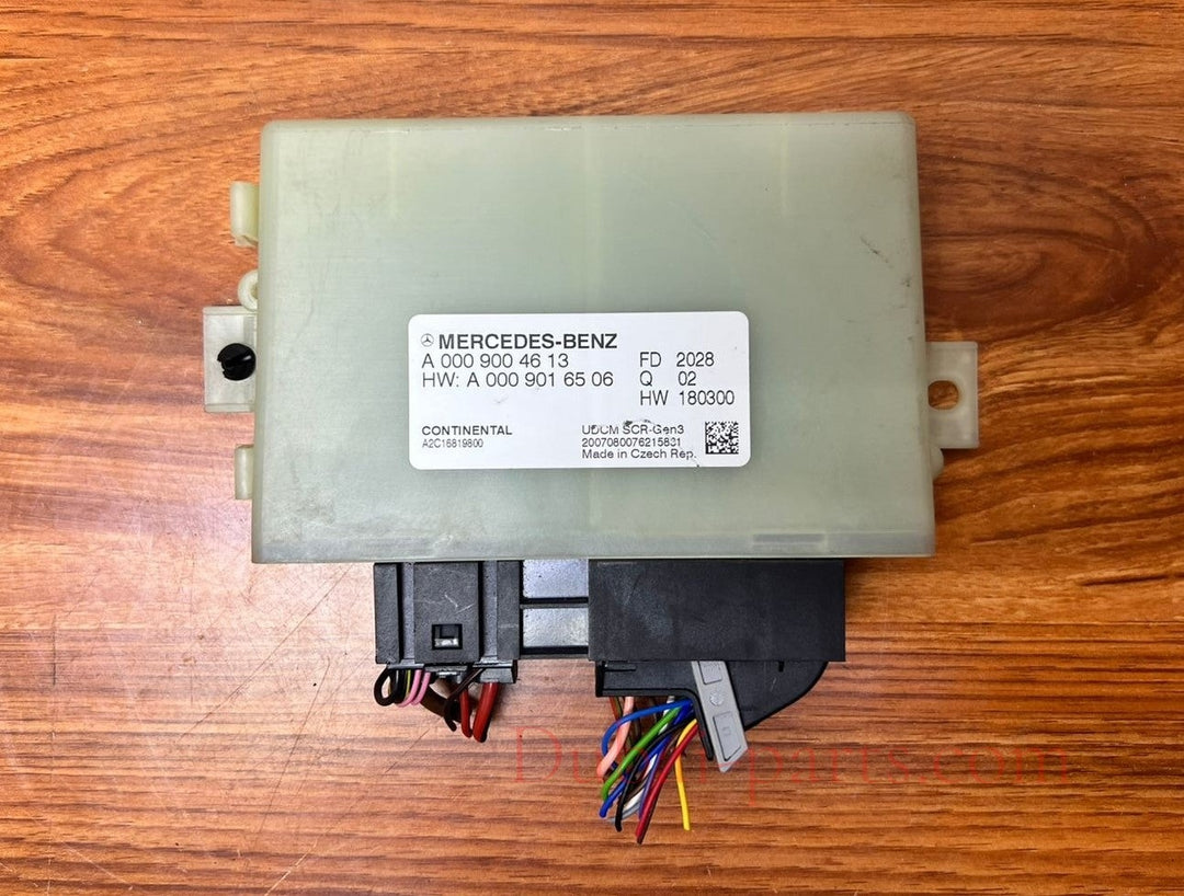 Mercedes-Benz AdBlue Control Unit A0009004613 W177 GLC X253 GLE OEM