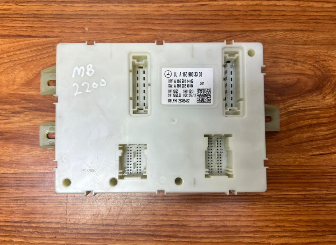 Mercedes-Benz Rear SAM Control Unit A1669003308 W166 ML350 GL450 OEM