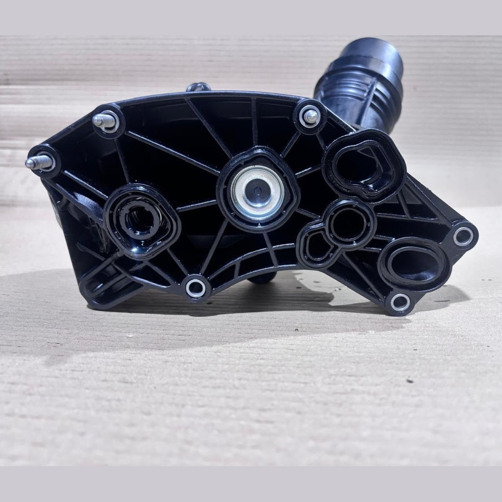 8570063 Oil Filter Housing Heat Exchanger BMW B57D30B 2er F22 F23 M240i OEM