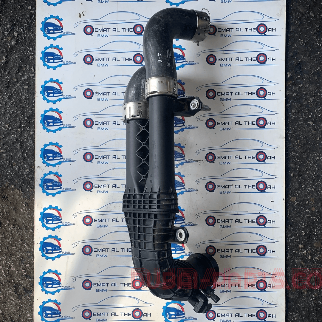 أنبوب هواء الشحن الأصلي المستخدم لسيارات BMW M3، X3، X4 -1371 8054842