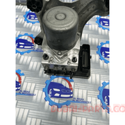 BMW 7er G11 G12 Rechtslenker / Hydraulische ABS-Pumpe Bremsanlage - 6889214