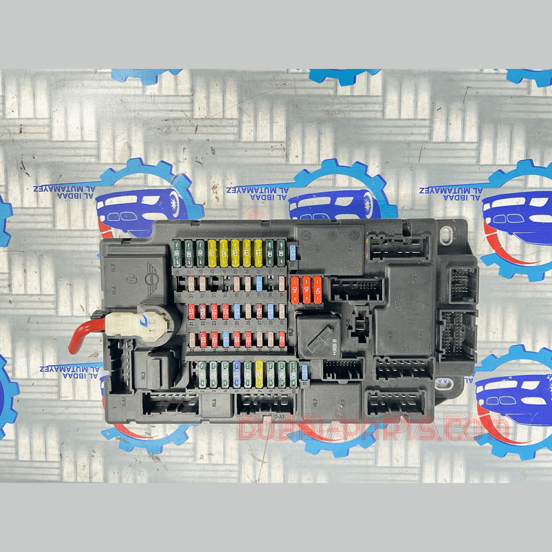 Mini countryman R60 fuse box 9813233