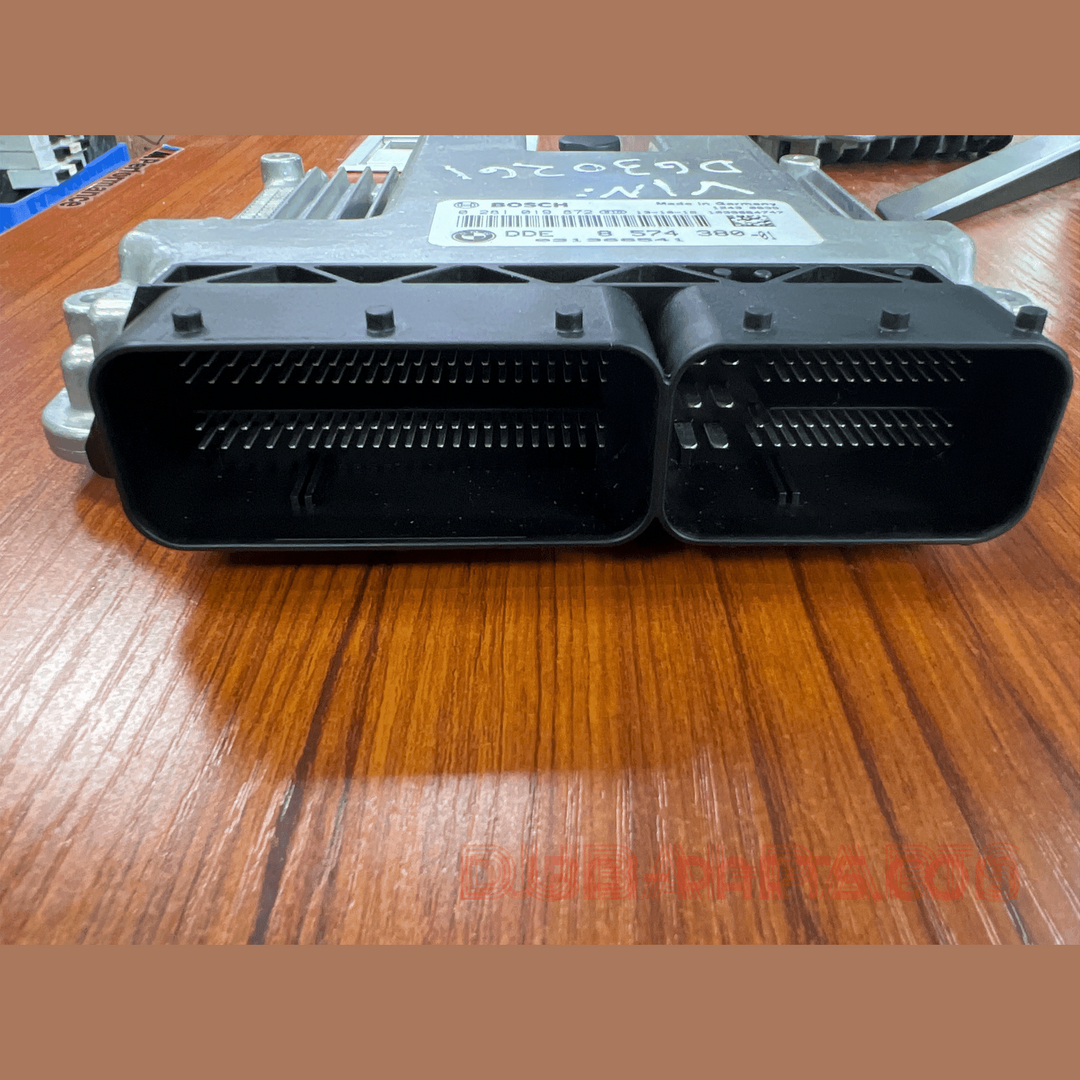 BMW 520d N47N  engine control ecu module 8574380 Genuine Product used