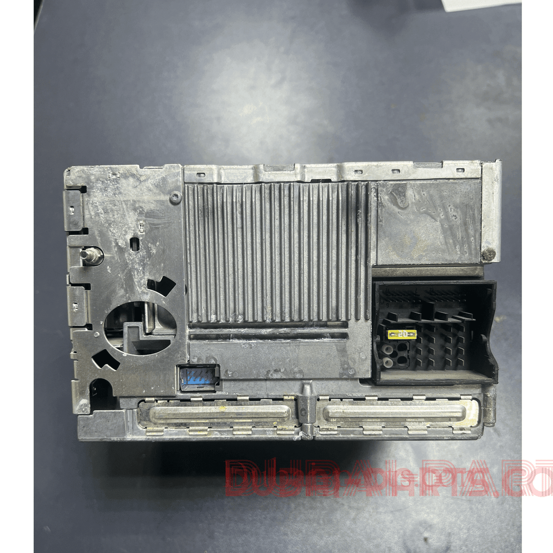 BMW E60 E61 NAVIGATION RADIO CD DVD 6583 6953775 Genuine Product used item