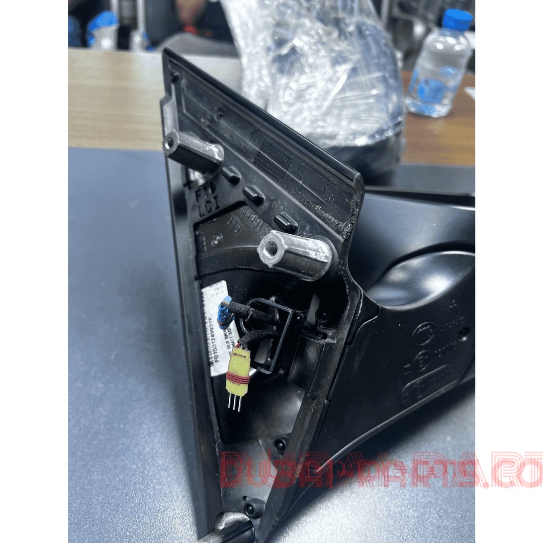 مرايا جانبية يمنى لسيارة BMW F10Lci موديل 2014 (F10/F11 Lci)