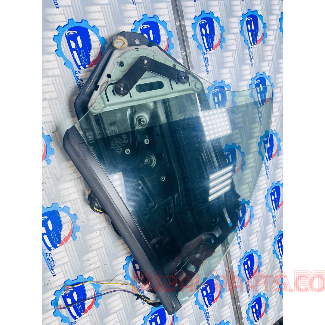 BMW M3 E46 2002 REAR RIGHT WINDOW REGULATOR AND MIRROR 8215274