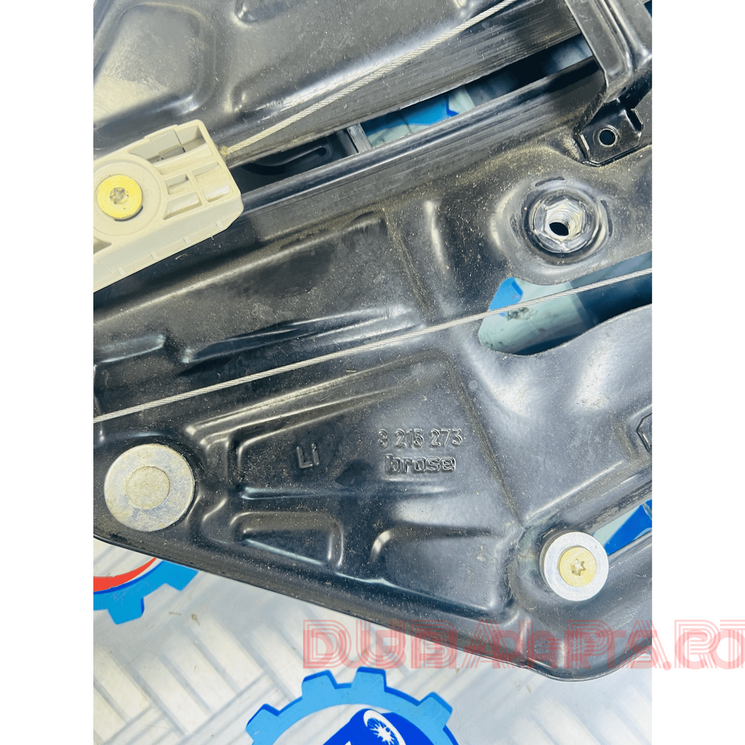 BMW M3 E46 2002 Fensterheber hinten links und Spiegel 8215273