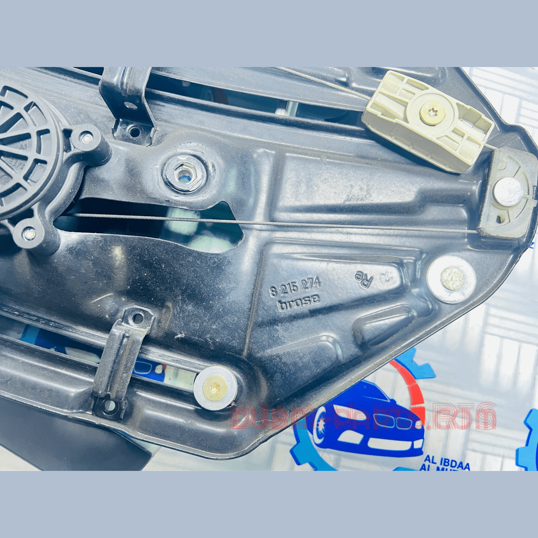 BMW M3 E46 2002 REAR RIGHT WINDOW REGULATOR AND MIRROR 8215274