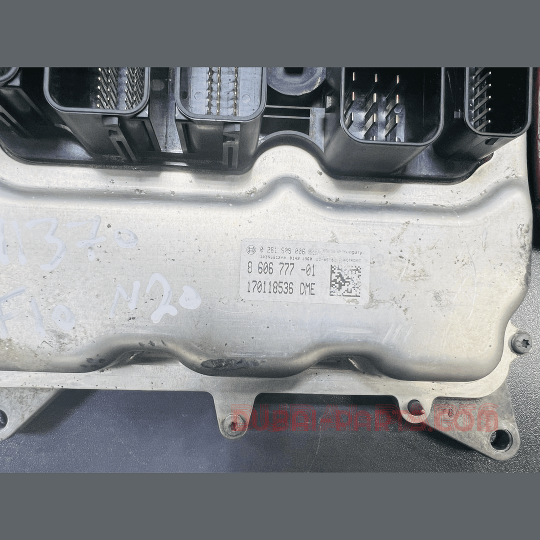 BMW 520i N20 F10 2013 ENGINE CONTROL ECU SET 8606777