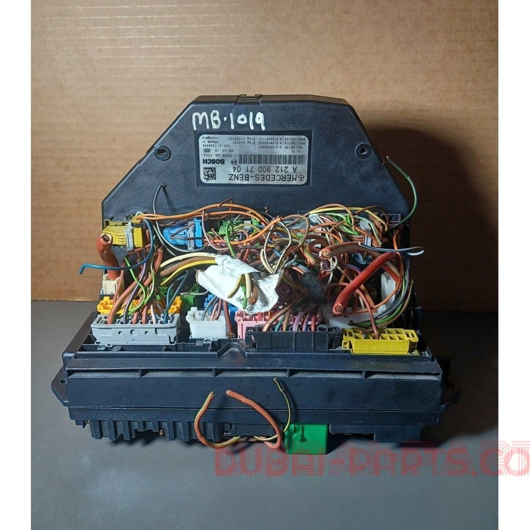 A212 9007104 Front Fuse Box Sam Control Module For Mercedes benz C Class W204 C300 E Class W212 E350