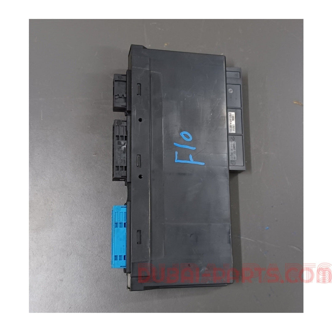 صندوق توصيل BMW F10، F11، F12 V7 9267468 منتج أصلي مستعمل 