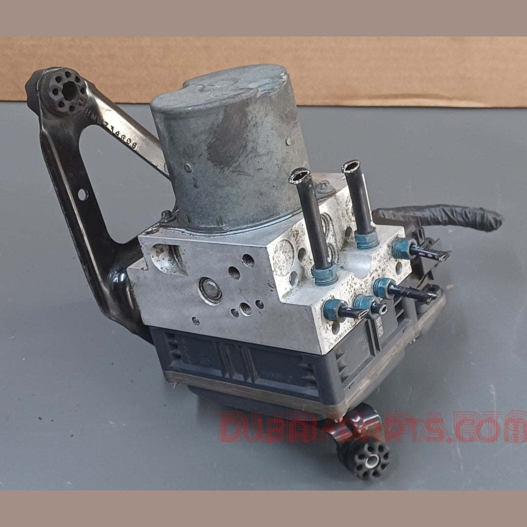 Gebrauchte Original-ABS-Pumpe und Steuergerät für BMW X5 E70, Teilenummer 6793488