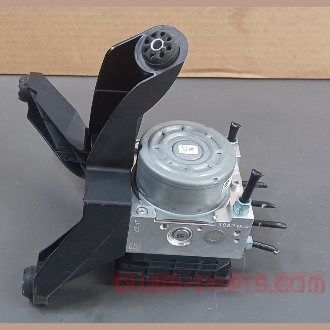 مضخة ووحدة تحكم نظام منع انغلاق المكابح (ABS) لسيارة BMW X1 و X2 F39، رقم القطعة 6891408، منتج أصلي مستعمل
