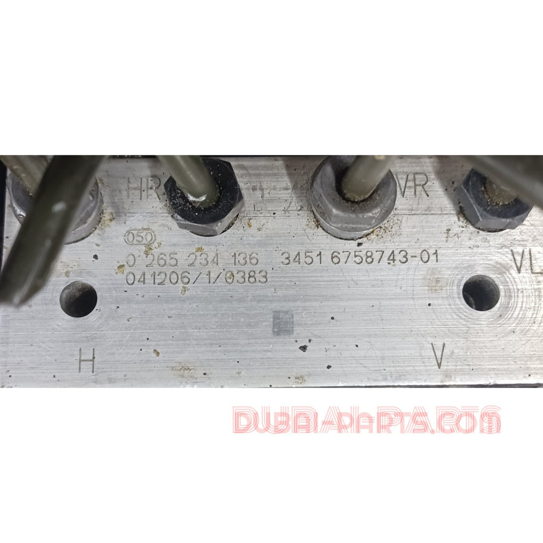 مضخة ووحدة تحكم نظام منع انغلاق المكابح (ABS) لسيارات BMW E60 وE61، رقم المنتج 6758743، منتج أصلي مستعمل