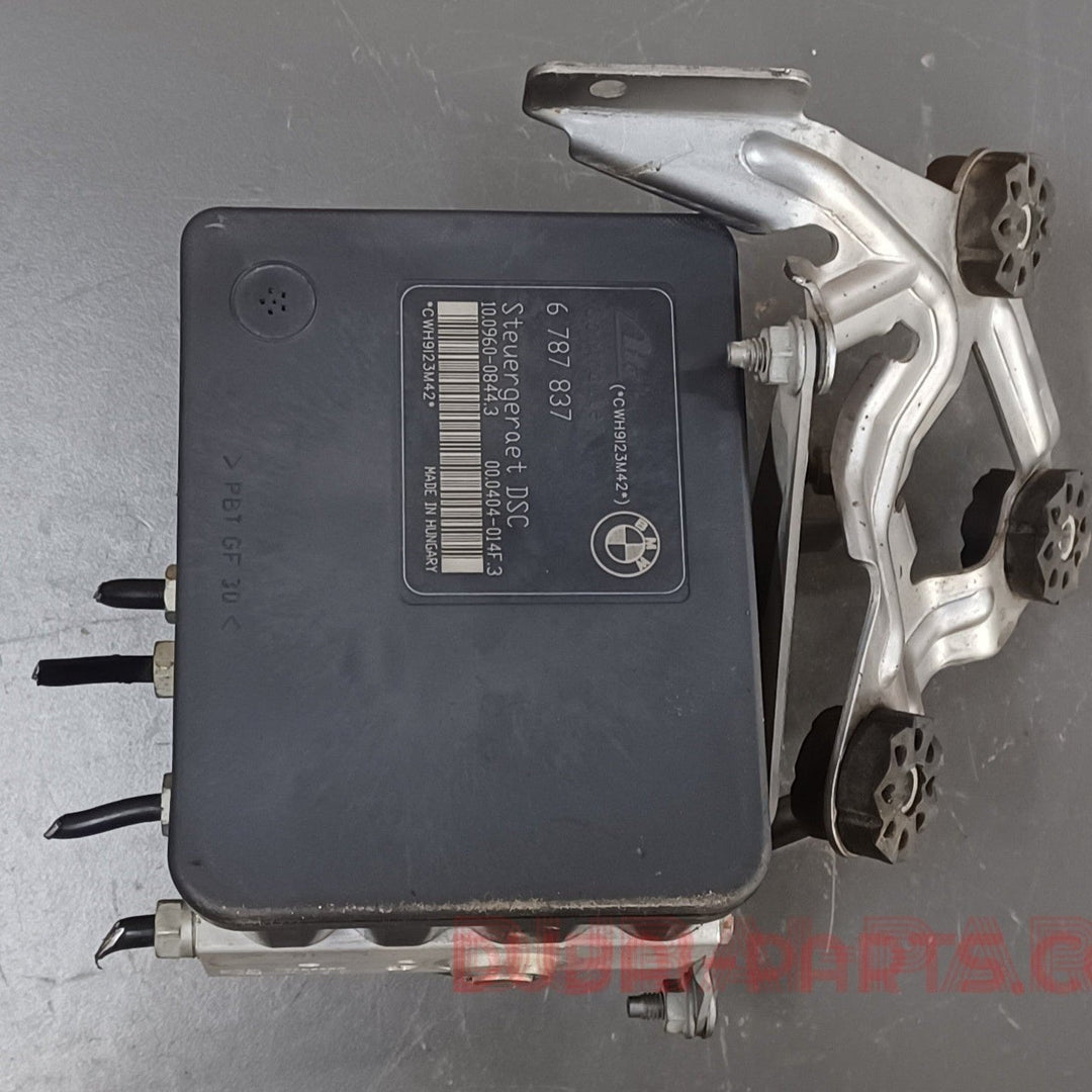 BMW E90, E91 ABS-Pumpe und Steuergerät 6791521 Originalteil, gebraucht