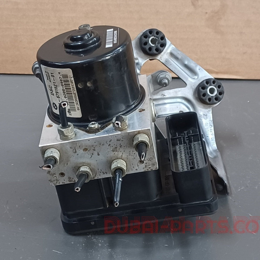 BMW E90, E91 ABS-Pumpe und Steuergerät 6791521 Originalteil, gebraucht