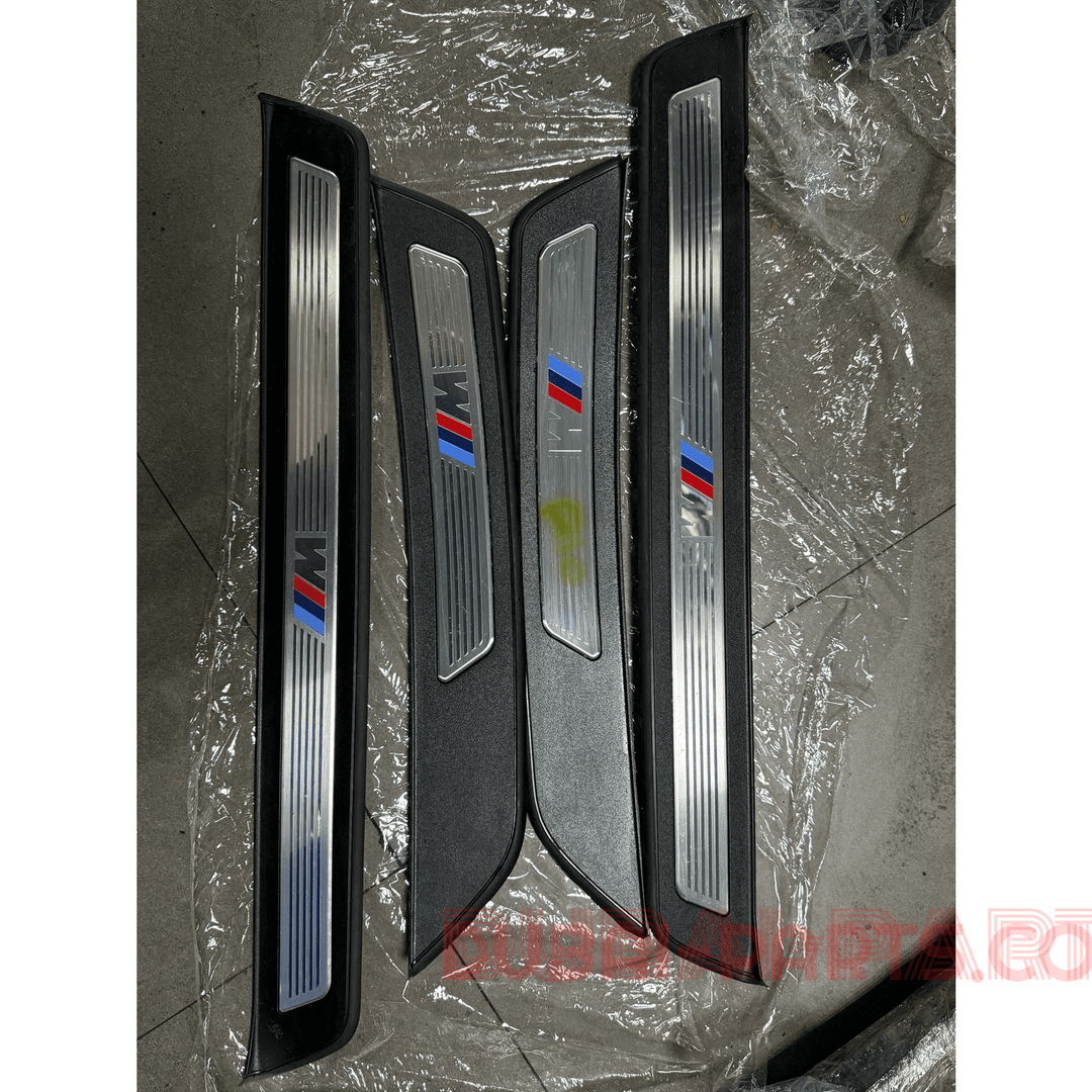 M-Ausstattung Einstiegs-Set M5 F10 2010-2015 4-teilig, sauberer Zustand, Original M5