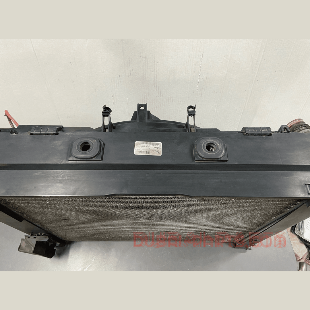 مكثف ومروحة رادياتير BMW F10 520، رقم القطعة 7618759، قطعة مستعملة