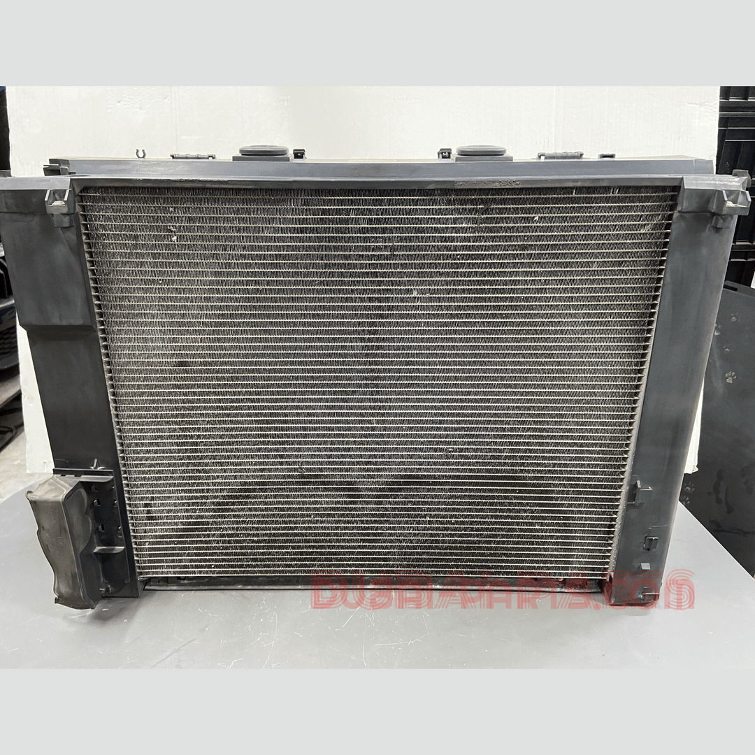 مكثف ومروحة رادياتير BMW F10 520، رقم القطعة 7618759، قطعة مستعملة