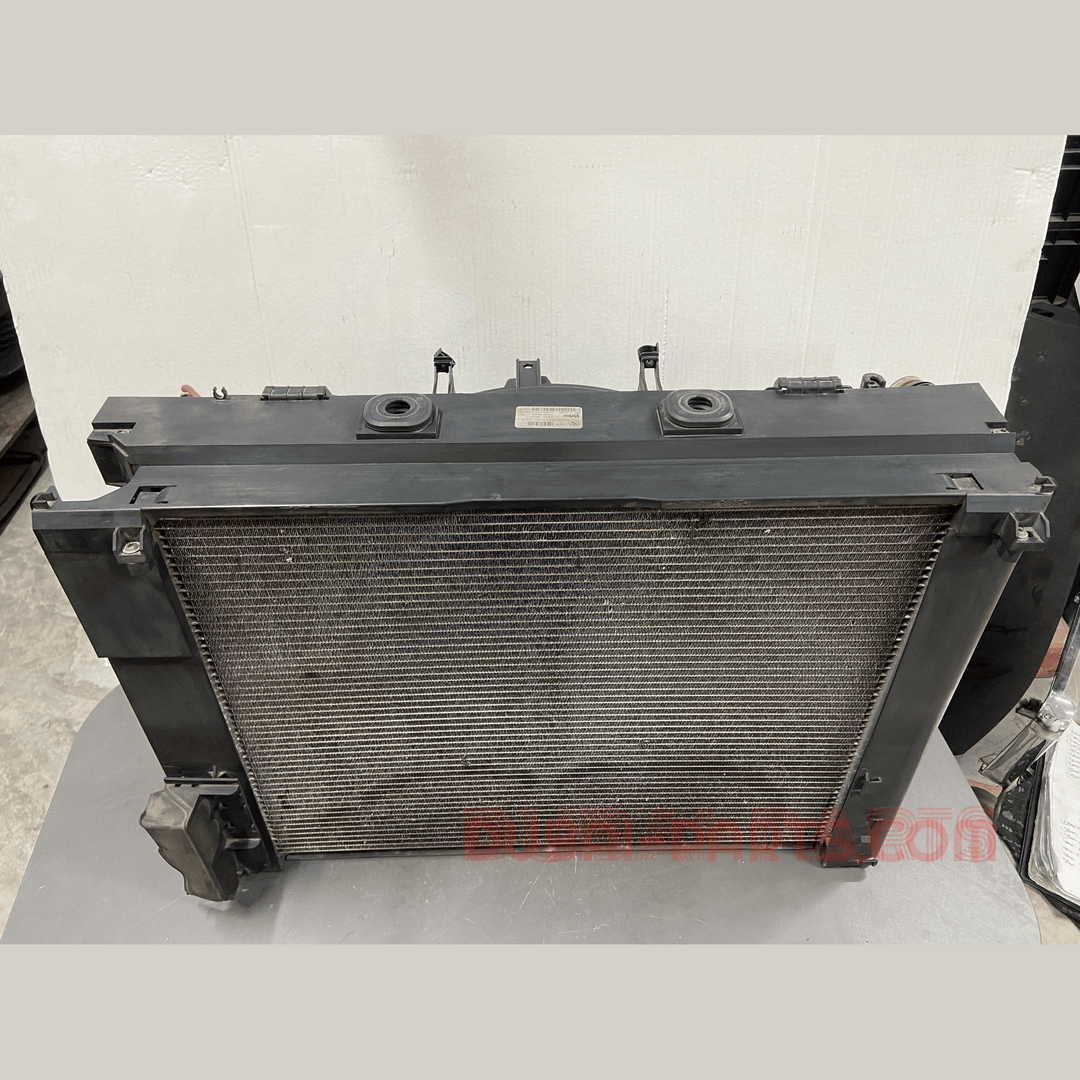 مكثف ومروحة رادياتير BMW F10 520، رقم القطعة 7618759، قطعة مستعملة
