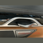 قم بتحميل الصورة إلى عارض الصور، باب خلفي أيمن لسيارة BMW G12، لون أبيض، مستعمل، بحالة جيدة