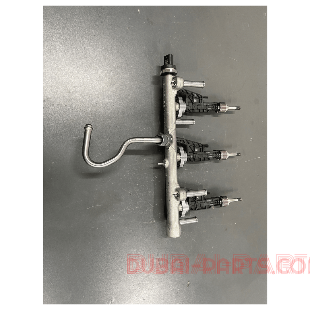 سكة حقن الوقود عالية الضغط وحاقن الوقود لسيارة BMW X1 B38، رقم القطعة 8665631، أصلية ومستعملة 
