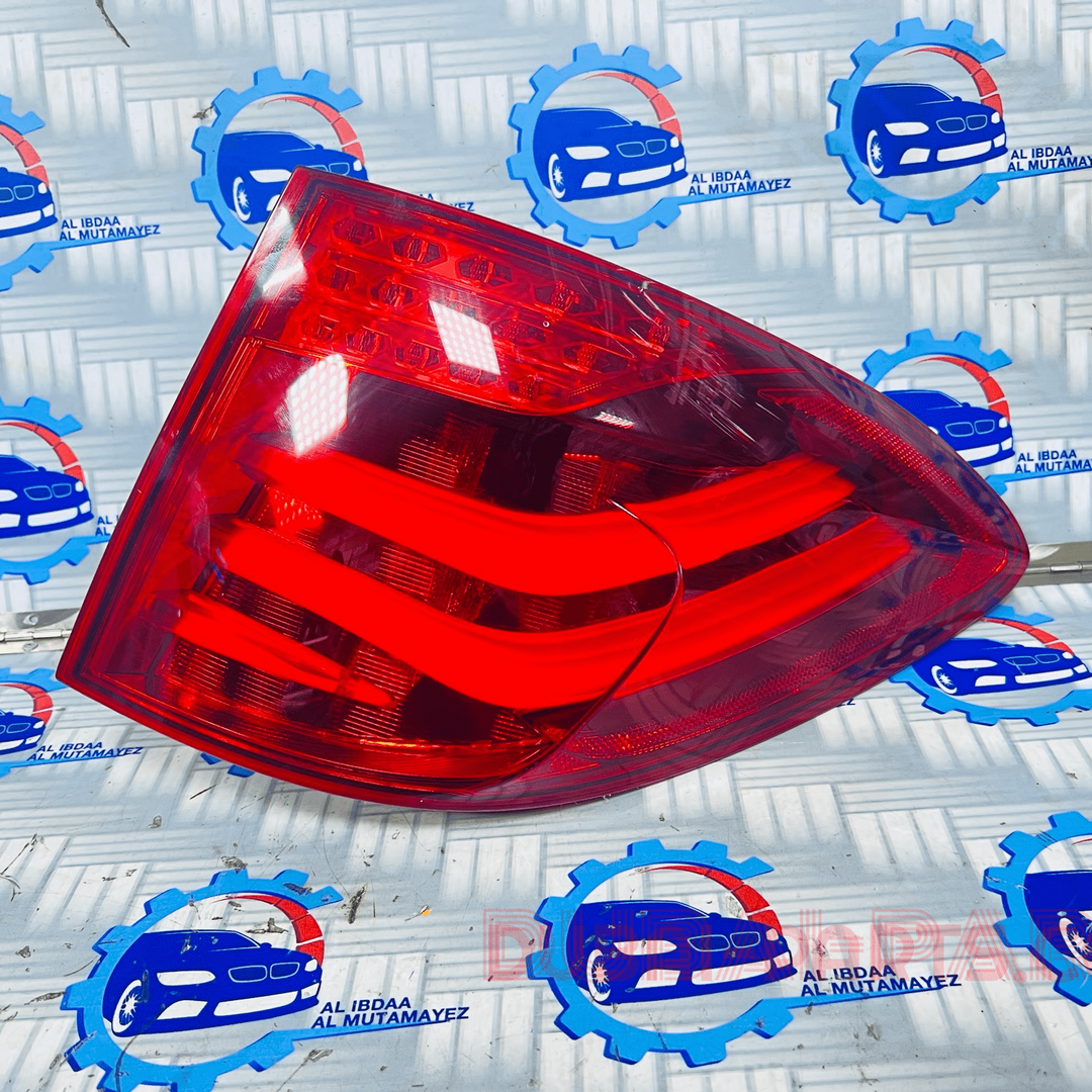5 series F07 GT  rear right brakelight taillight lamb 7199644